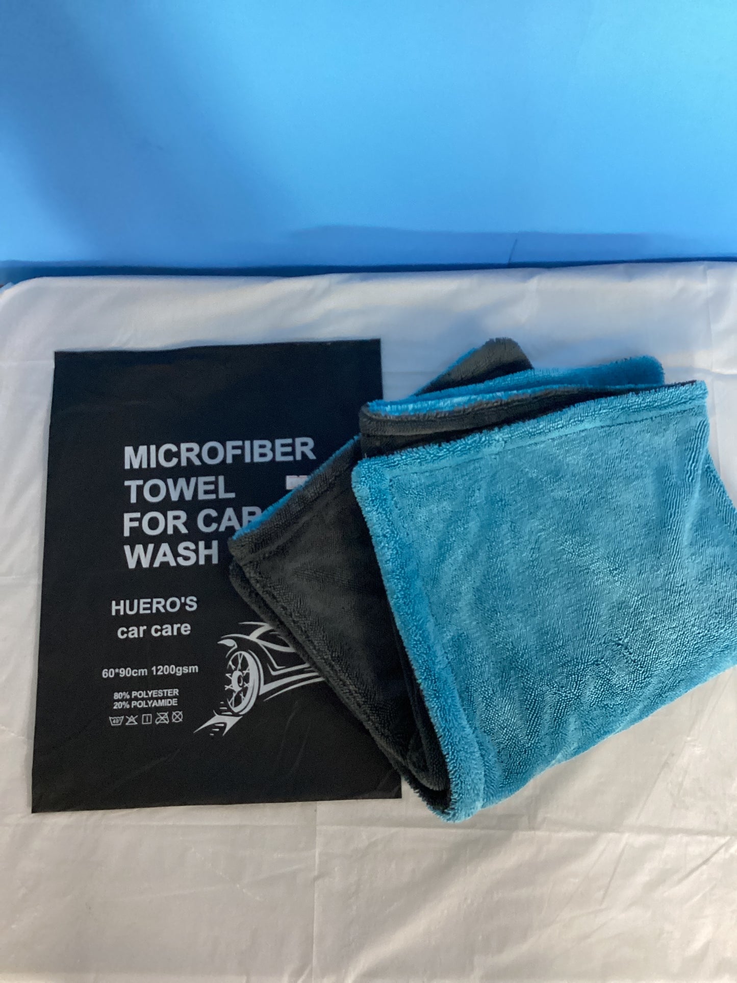 HUERO’s car wash drying towel