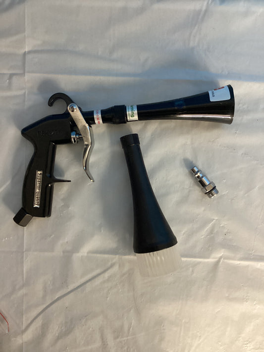 HUERO’s black blower air compressor gun