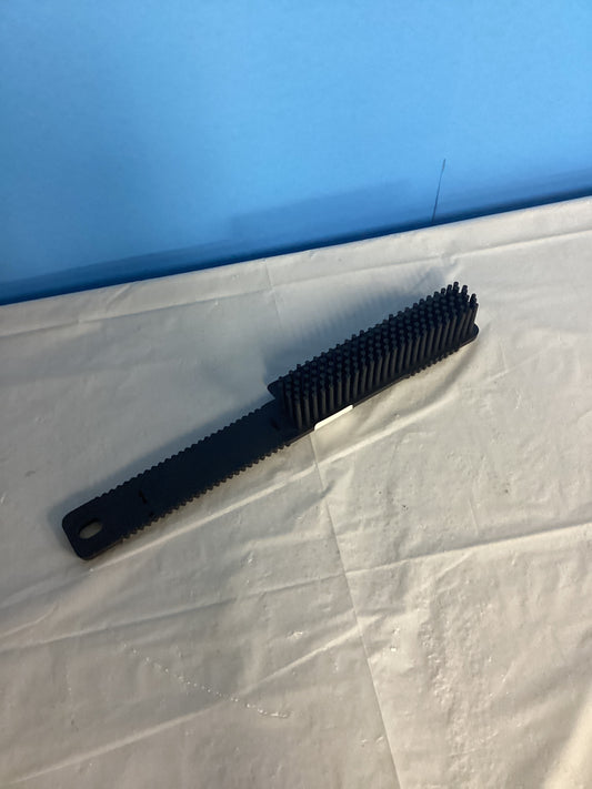 Pet hair removal tool