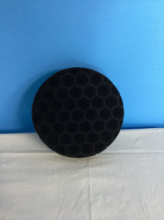 HUERO’s Black Octagon Pad