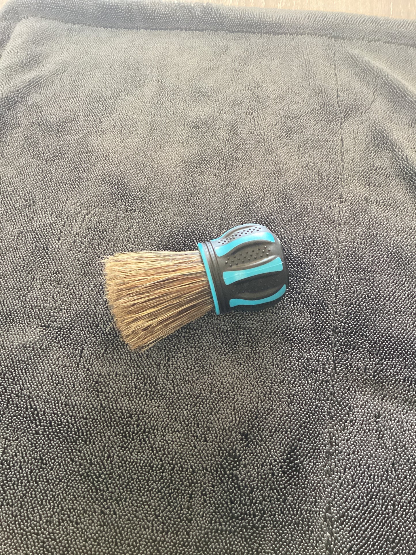 Boar hair detailing brush